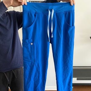 Figs kade royal blue size small